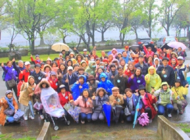 God gave us some additional rain, and because of this light rain, Shimen Reservoir became empty, as if we had reserved the entire place. We give thanks to God!