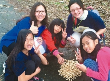 University volunteers teach the Kiwit Tribe students “the things you do not learn at school.”